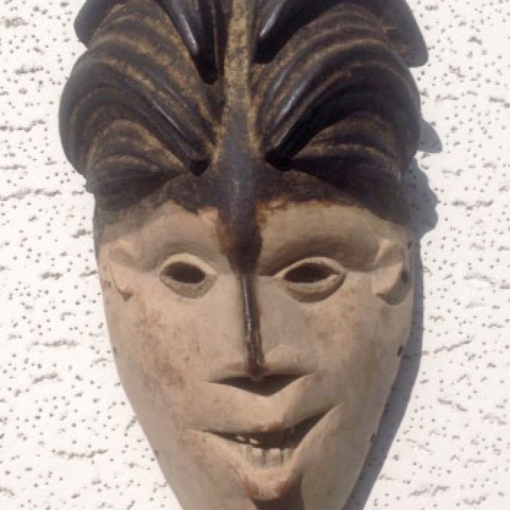 Beautiful Igbo Maiden – Masks of the World